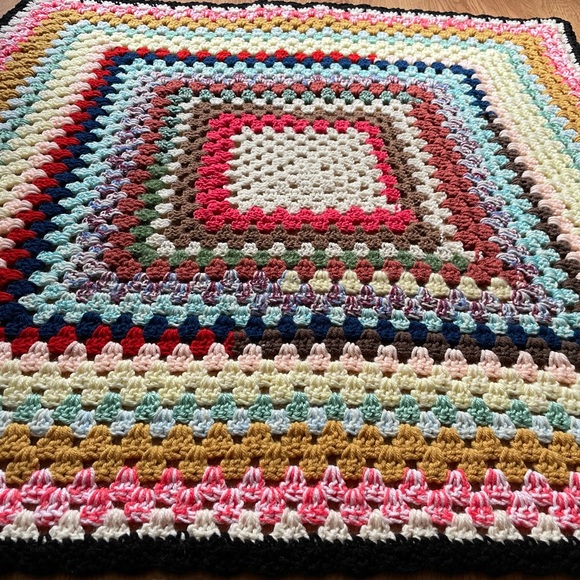 NWOT Lap Blanket, Hand Crocheted in Beautiful Multi-Color Yarn, Soft, 40x40 - Picture 2 of 8